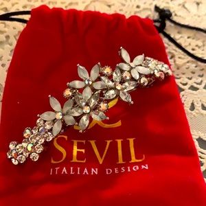 Sevil Italian design. Beautiful accessory hair!